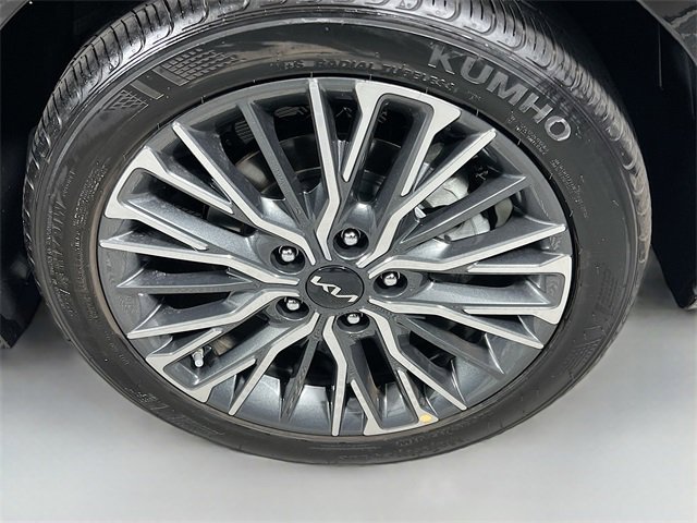 Certified 2024 Kia Forte GT-Line w/ GT-Line Premium Package image 32