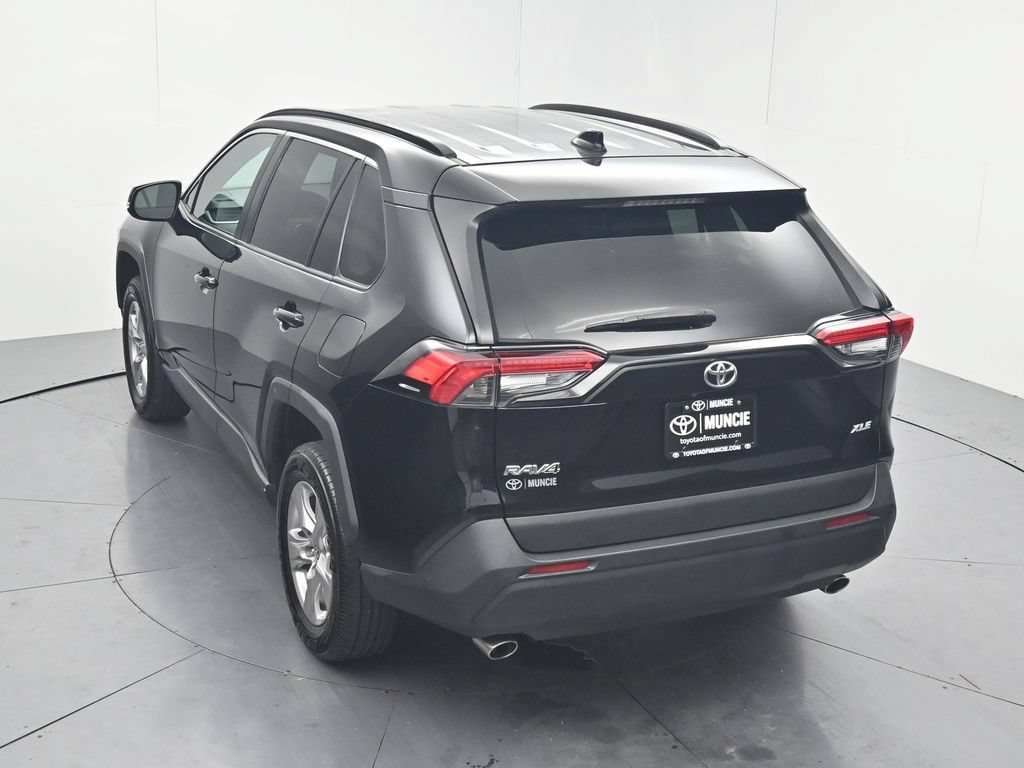 Used 2025 Toyota RAV4 XLE FWD image 57