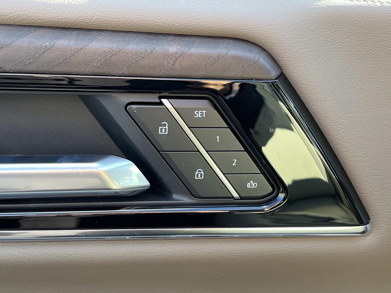 New 2026 GMC Yukon Denali w/ Denali Reserve Package image 25