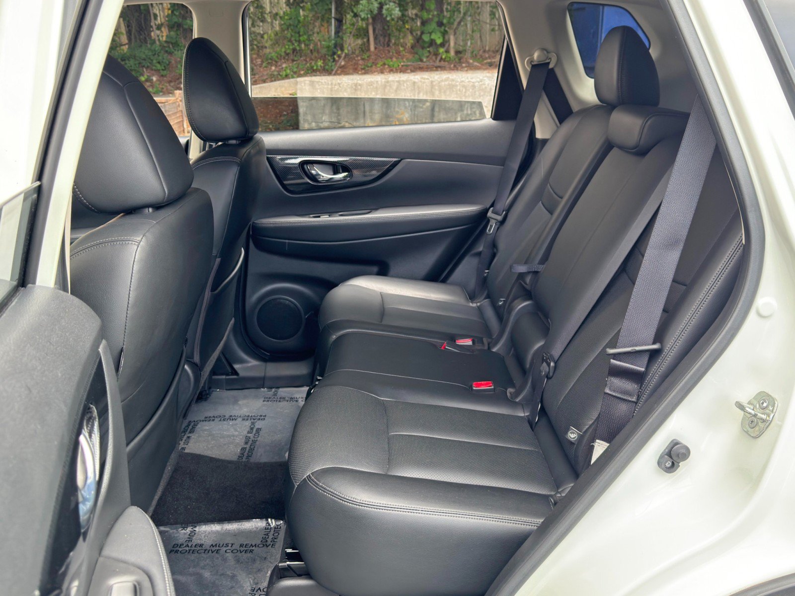 Used 2018 Nissan Rogue SL w/ Premium Package AWD/4WD image 38