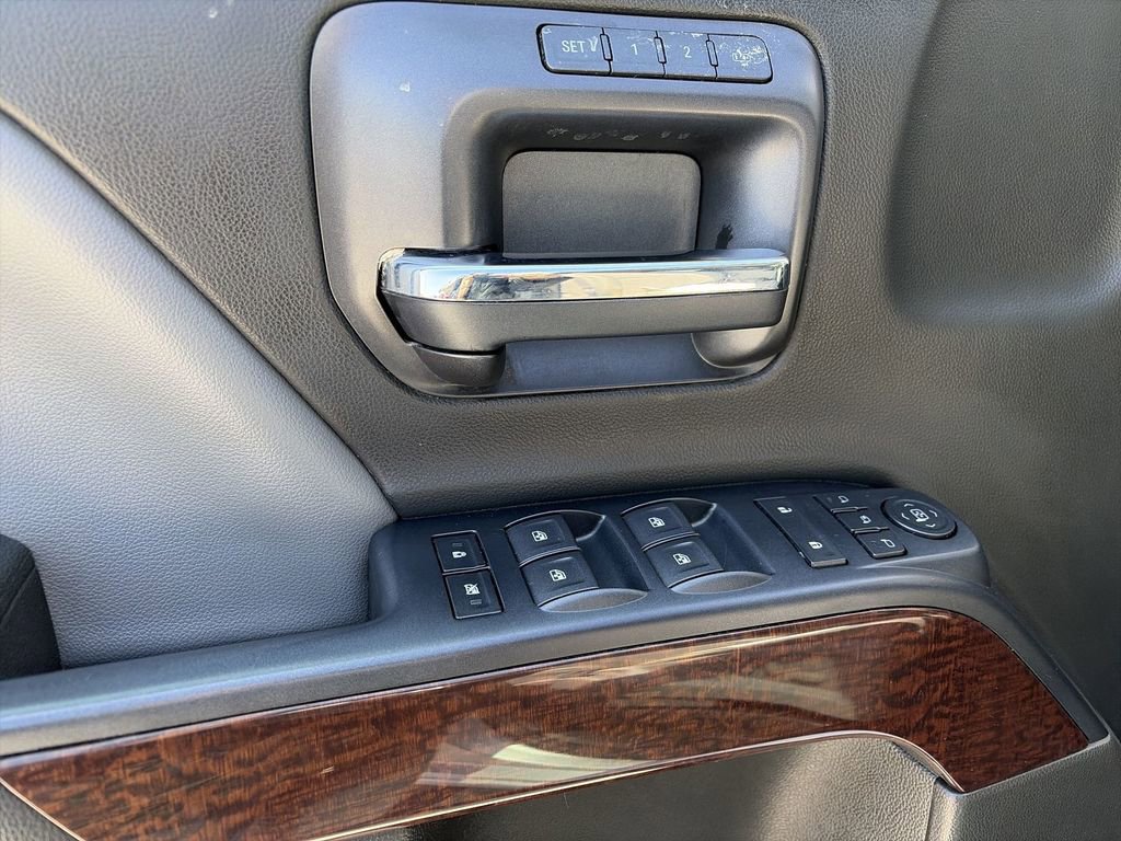 Used 2017 GMC Sierra 1500 SLT w/ SLT Premium Package image 28