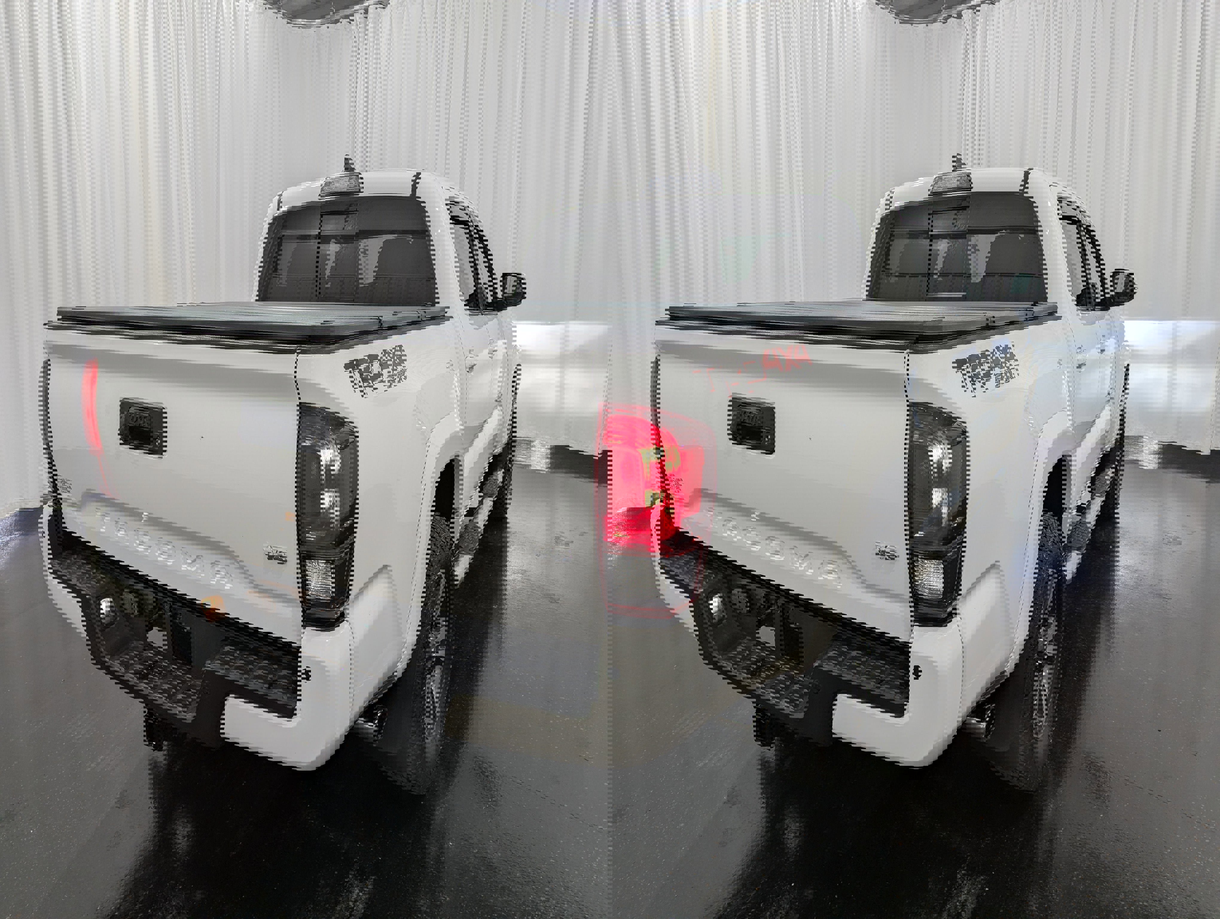 Used 2018 Toyota Tacoma SR image 7