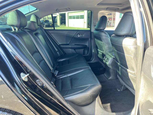 Used 2015 Honda Accord EX-L image 10
