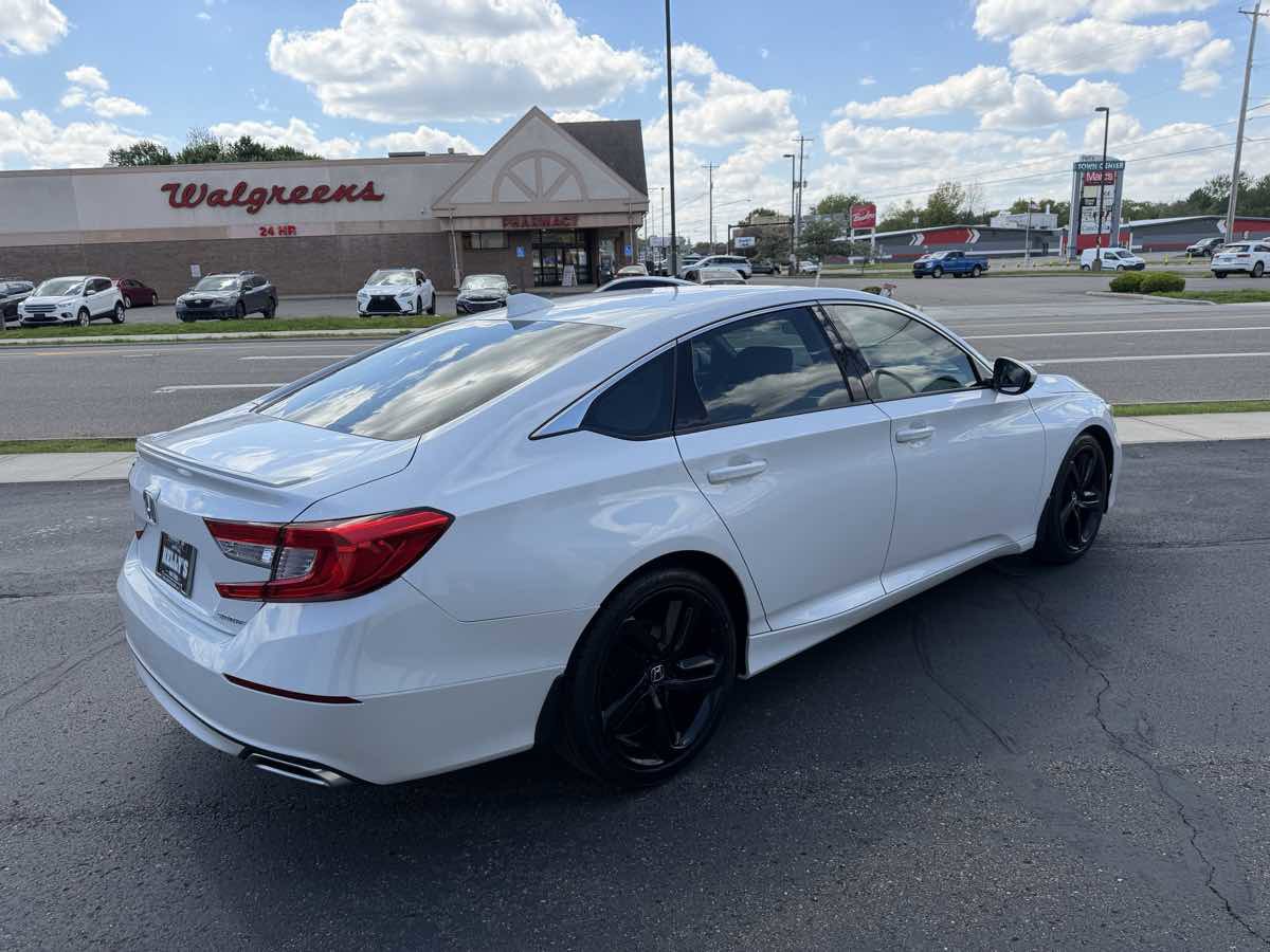 Used 2019 Honda Accord Sport image 6