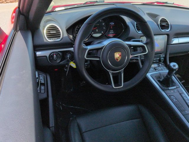 Used 2021 Porsche 718 Cayman RWD image 14
