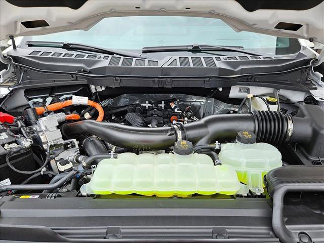 New 2025 Ford F150 Lariat w/ Equipment Group 502A High image 17