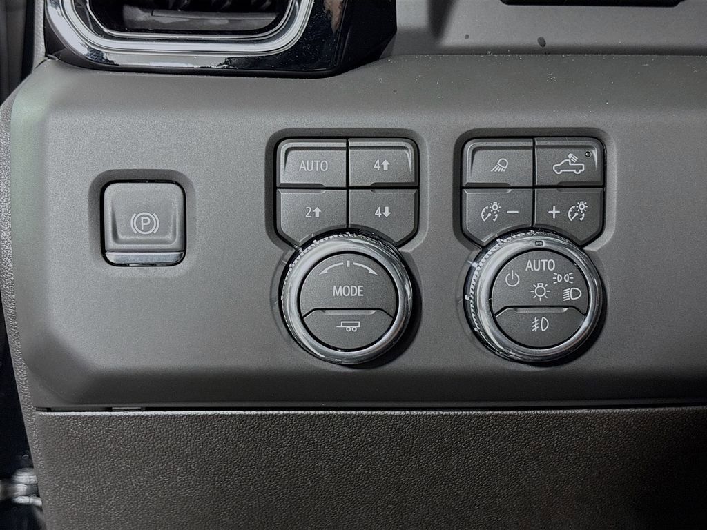 New 2026 GMC Sierra 3500 Denali Ultimate image 10