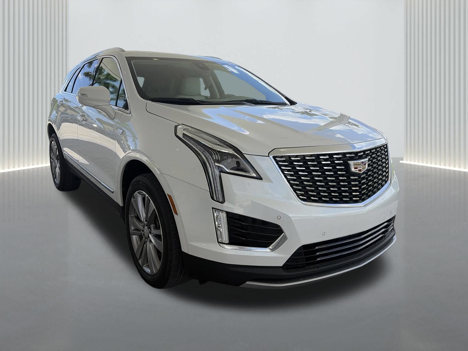 Used 2023 Cadillac XT5 Premium Luxury FWD image 9