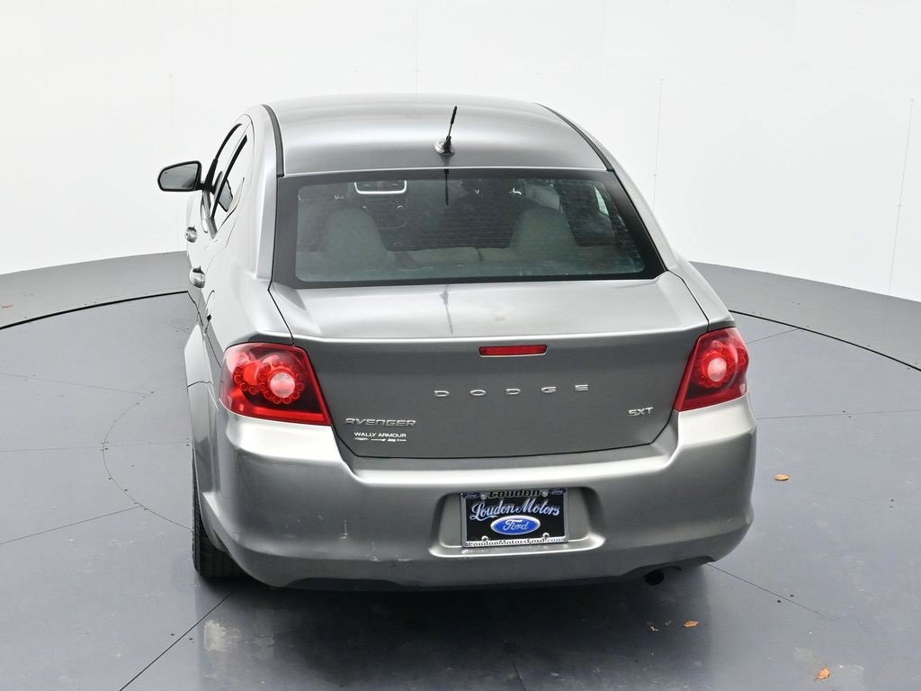 Used 2012 Dodge Avenger SXT image 38
