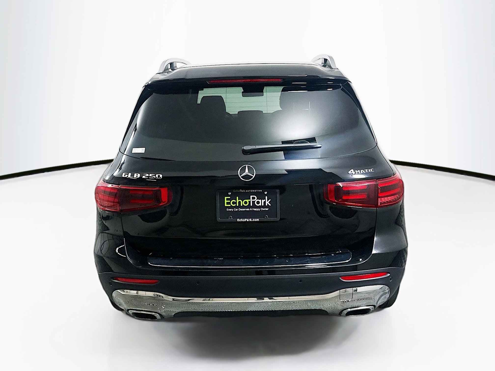 Used 2025 Mercedes-Benz GLB 250 4MATIC image 7