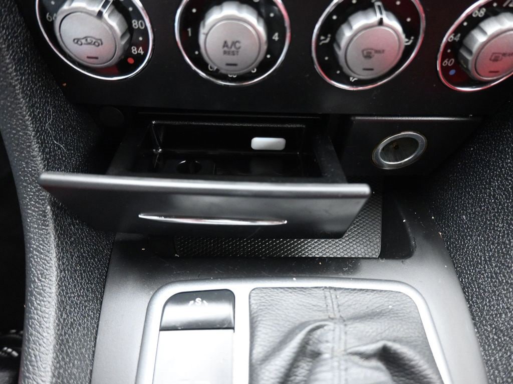 Used 2009 Mercedes-Benz SLK 350 image 19