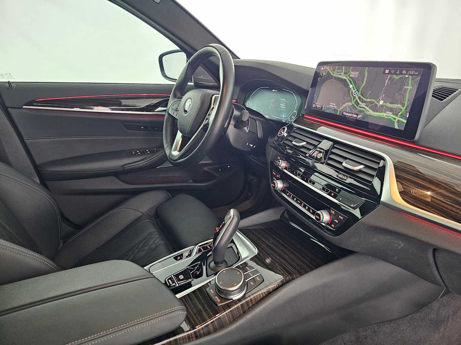 Used 2023 BMW 530e w/ Premium Package RWD image 11