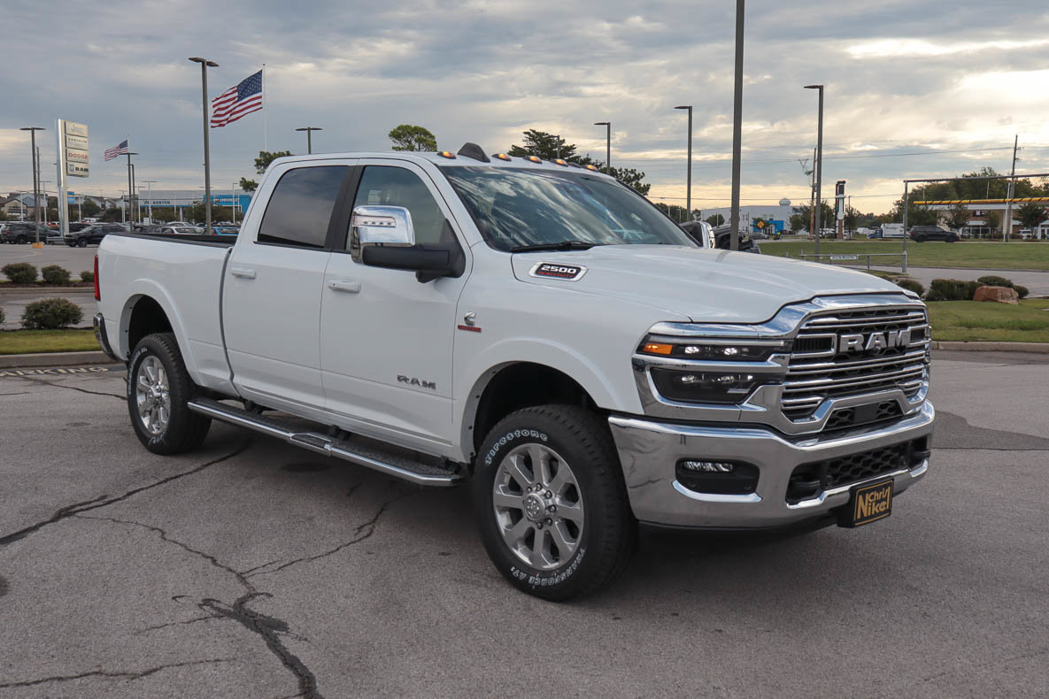 New 2027 RAM 2500 Laramie w/ Towing Technology Group AWD/4WD image 3