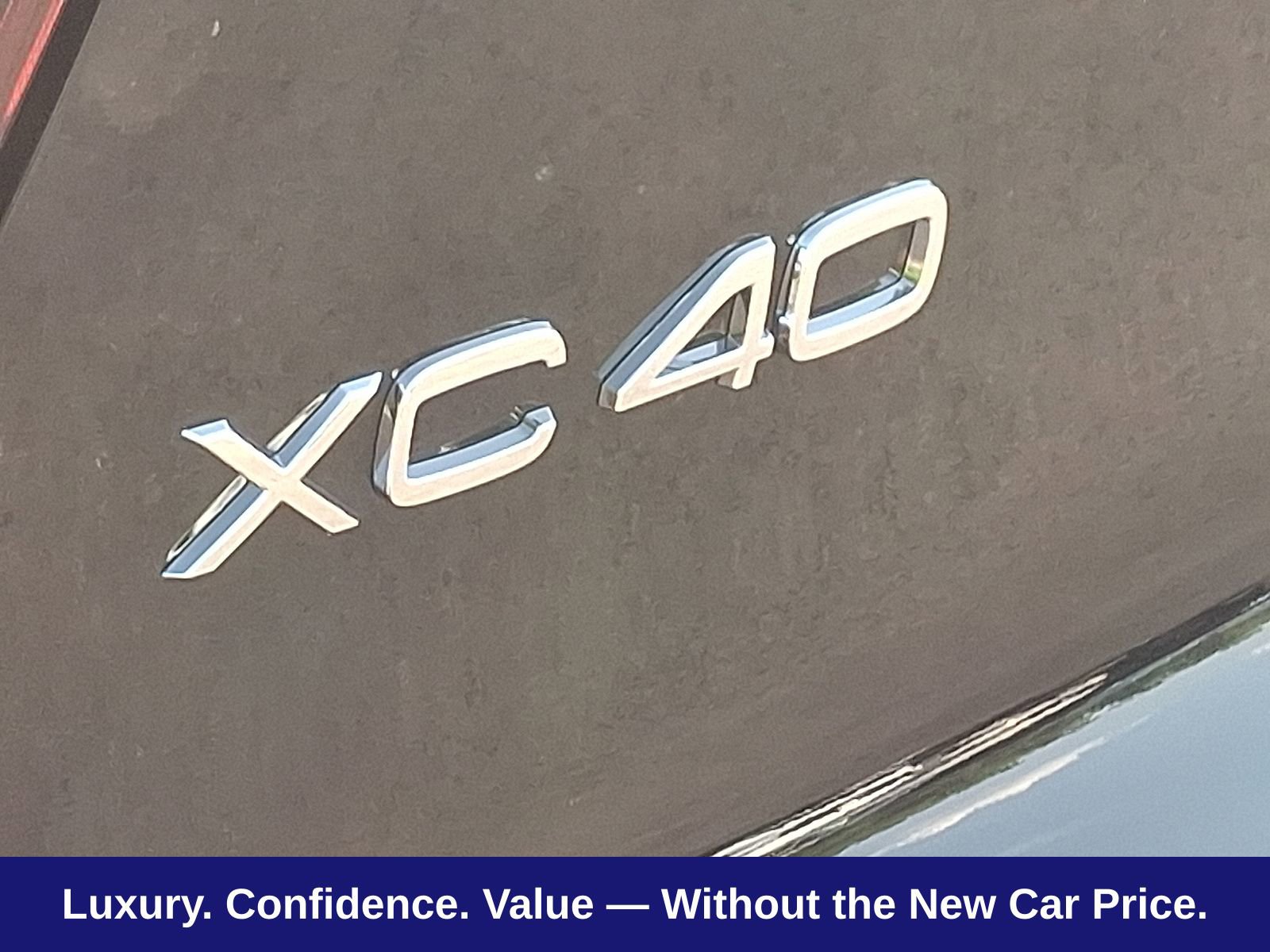 New 2026 Volvo XC40 B5 Plus w/ Protection Package Premier AWD/4WD image 24