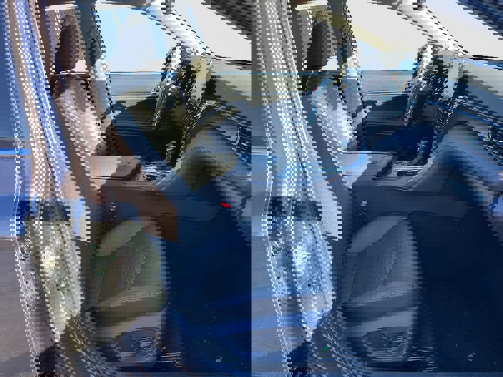 Used 2021 Toyota Camry XLE w/ Navigation Package image 15