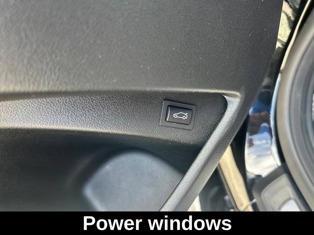 Used 2026 BMW M2 RWD image 31