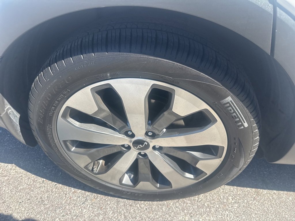 Used 2022 Kia Telluride EX w/ EX Premium Package image 9