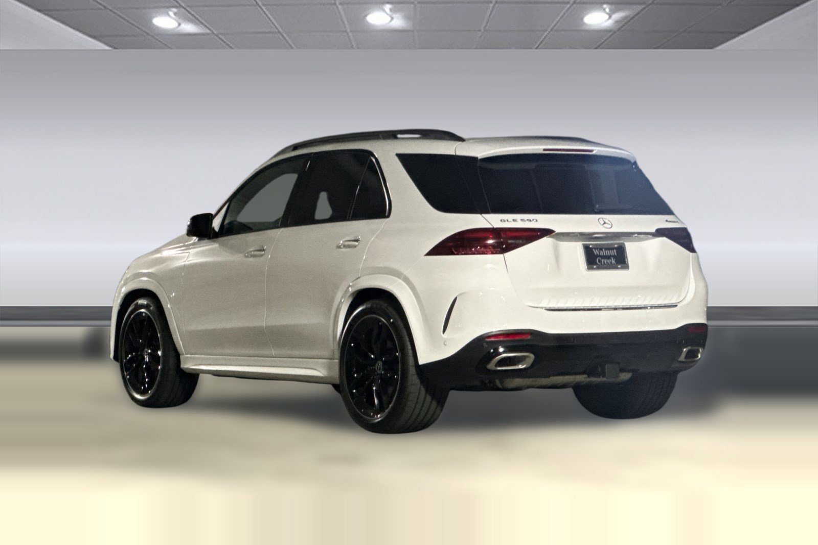 New 2026 Mercedes-Benz GLE 580 4MATIC image 3