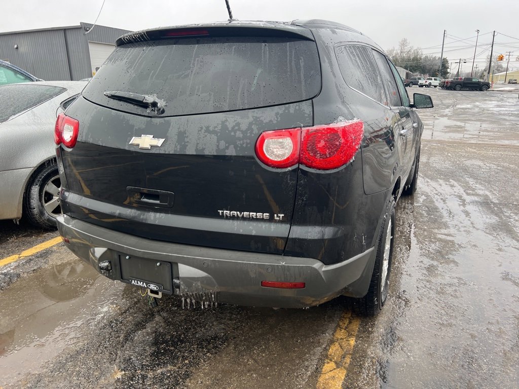 Used 2011 Chevrolet Traverse LT image 15