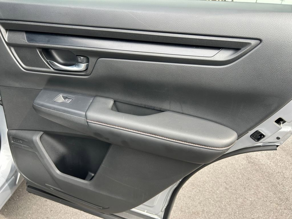 Certified 2025 Honda CR-V Sport image 23