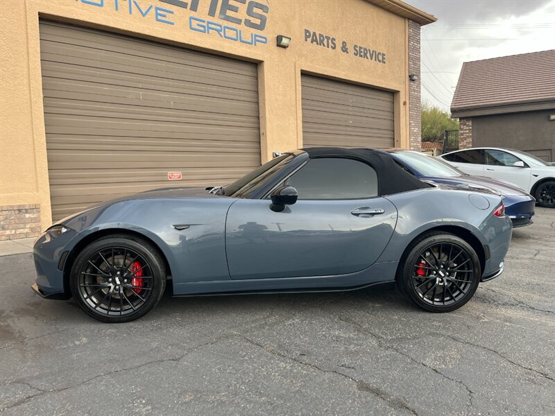 Used 2021 MAZDA MX-5 Miata Club w/ Brembo/BBS Recaro Package RWD image 3