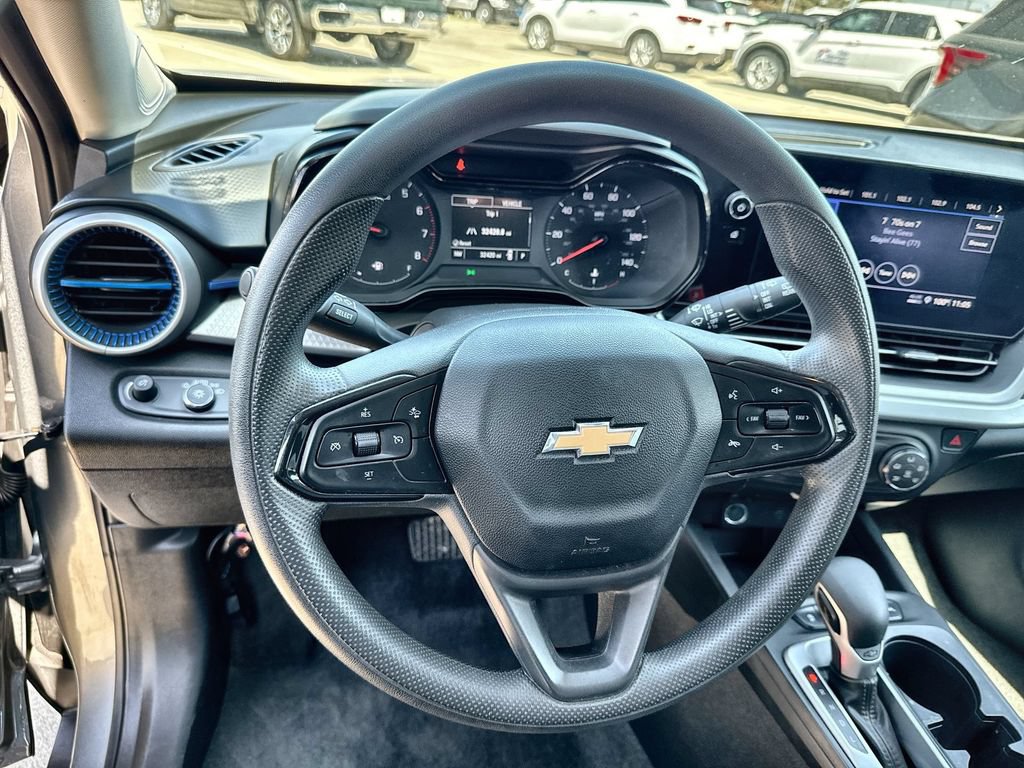 Certified 2024 Chevrolet Trax LS w/ LS Convenience Package FWD image 14