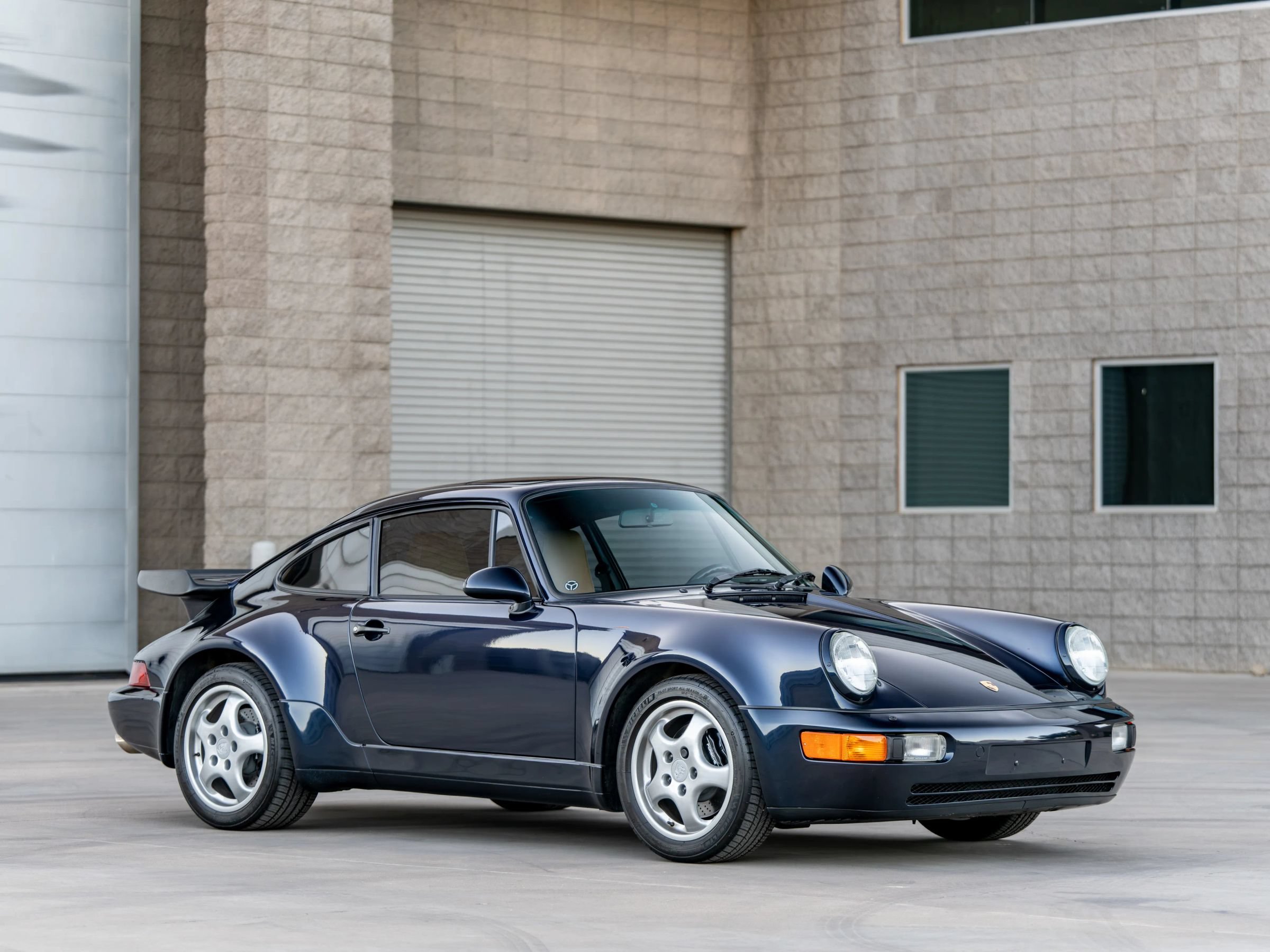Used 1992 Porsche 911 Turbo RWD image 2