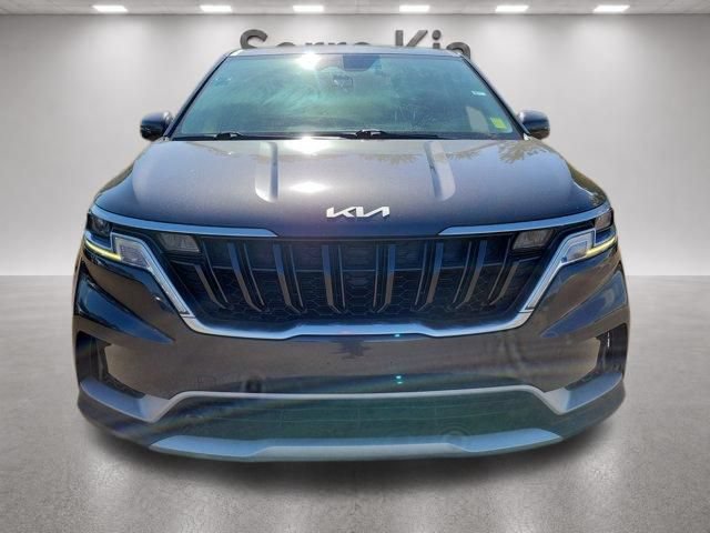 Used 2023 Kia Carnival LX FWD image 8