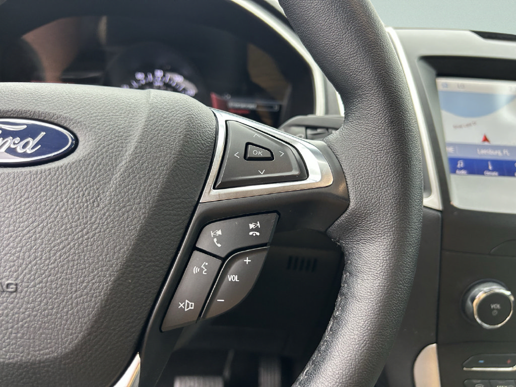 Used 2020 Ford Edge SEL w/ Convenience Package AWD/4WD image 32