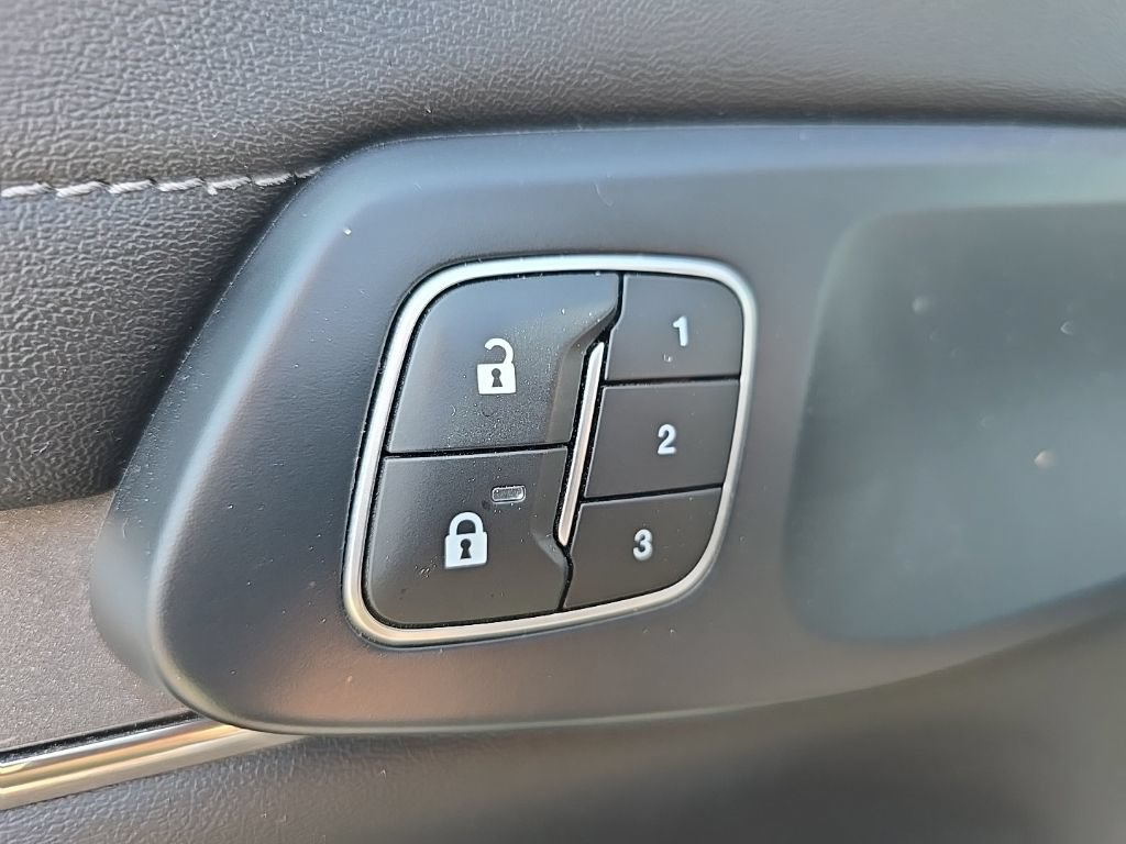Used 2024 Ford Ranger Lariat w/ Advanced Towing Package AWD/4WD image 9
