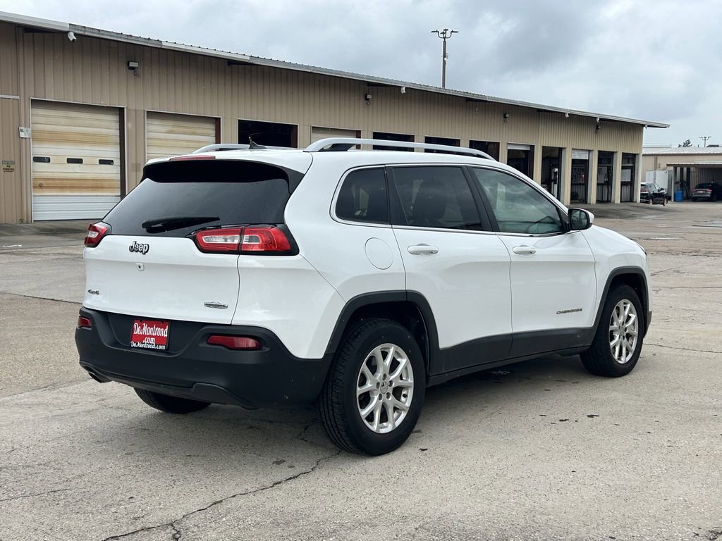 Used 2015 Jeep Cherokee Latitude AWD/4WD image 5