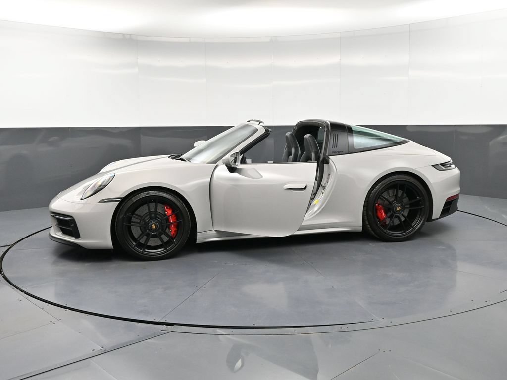 Certified 2023 Porsche 911 Targa 4 GTS AWD/4WD image 38