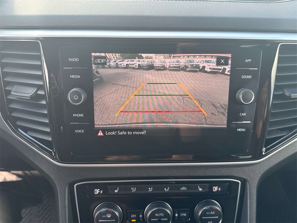 Used 2023 Volkswagen Atlas Cross Sport SE image 21