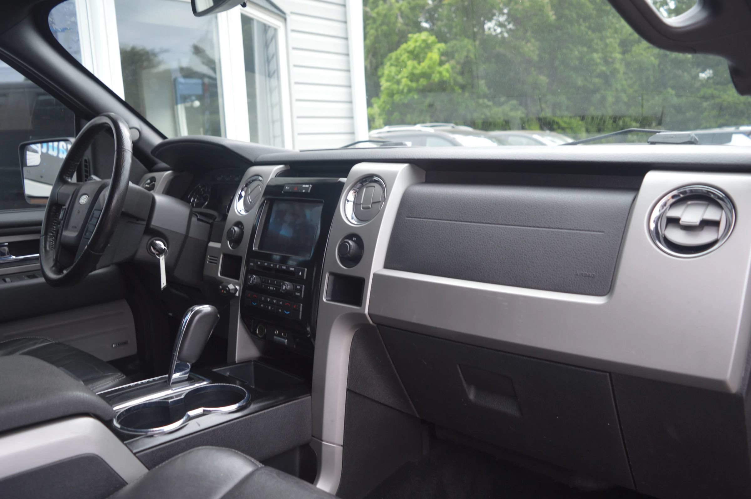 Used 2011 Ford F150 FX4 w/ FX Luxury Pkg AWD/4WD image 31