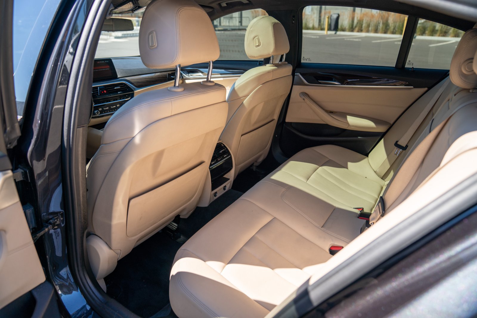 Used 2018 BMW 530i w/ Premium Package RWD image 21
