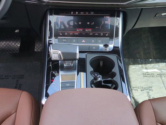 Used 2023 Audi Q7 2.0T Premium Plus w/ Premium Plus Package AWD/4WD image 17