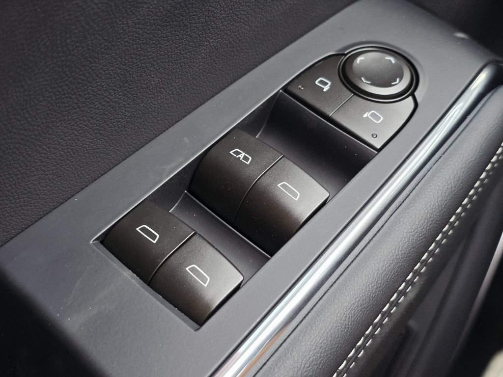 New 2027 GMC Acadia Elevation w/ Black Edition FWD image 21
