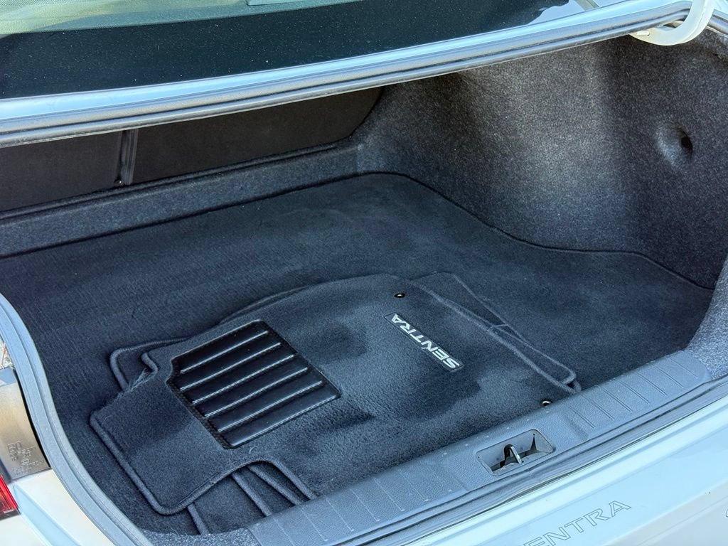 Used 2022 Nissan Sentra SR w/ SR Premium Package FWD image 36