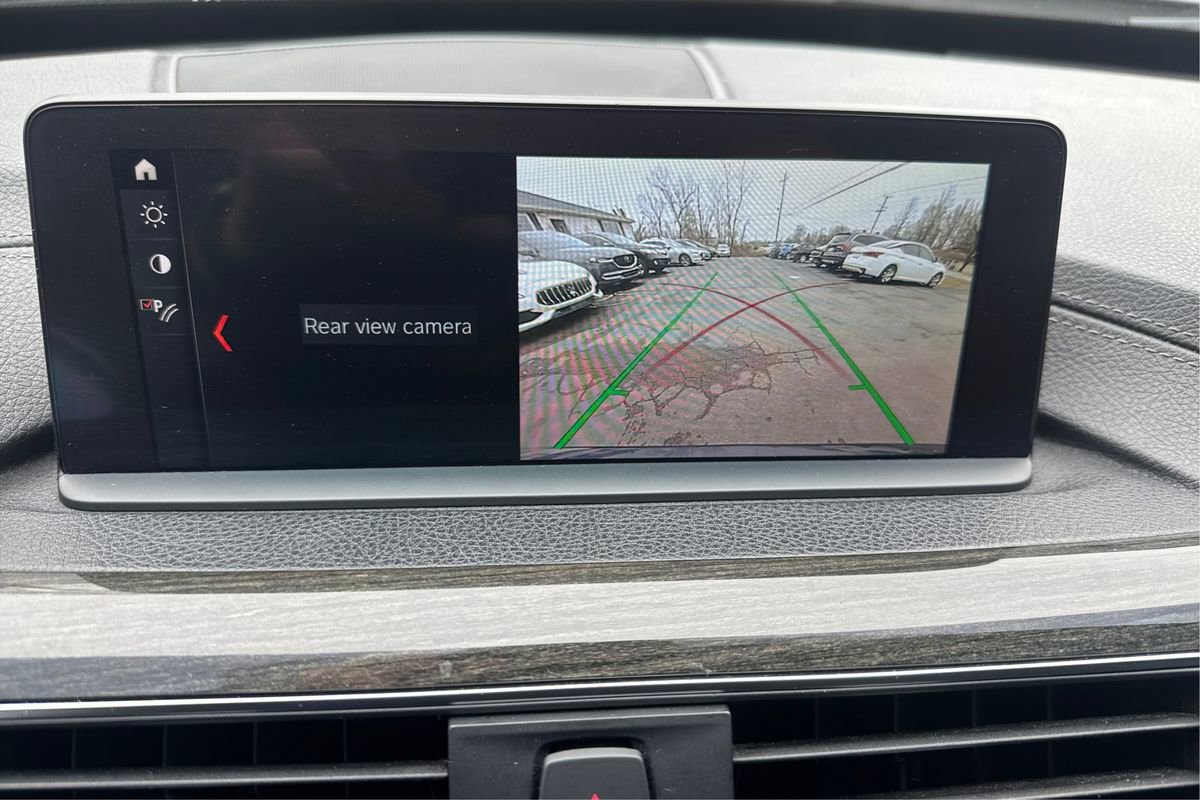 Used 2018 BMW 330i Gran Turismo xDrive image 31