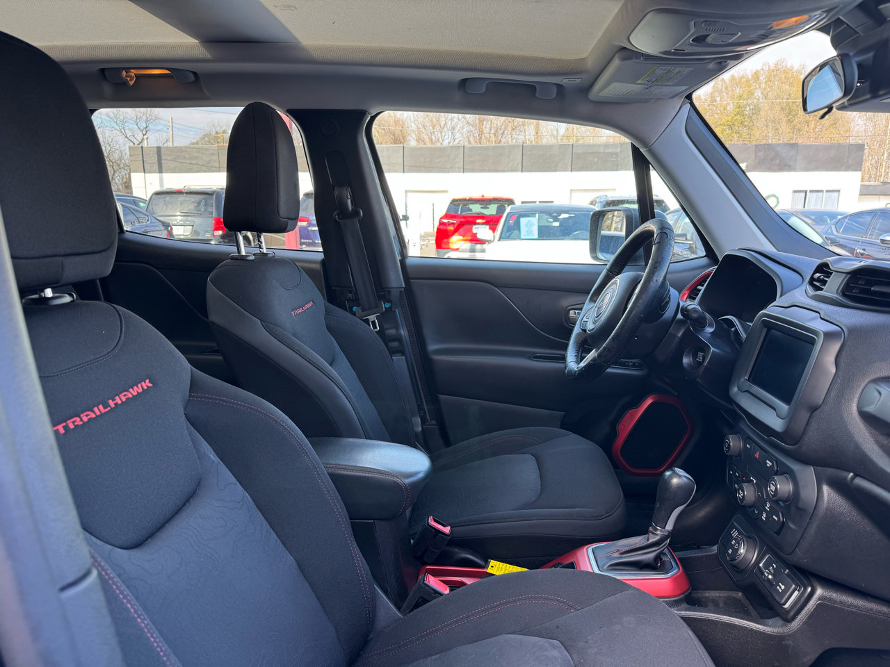 Used 2020 Jeep Renegade Trailhawk w/ Cold Weather Group image 10