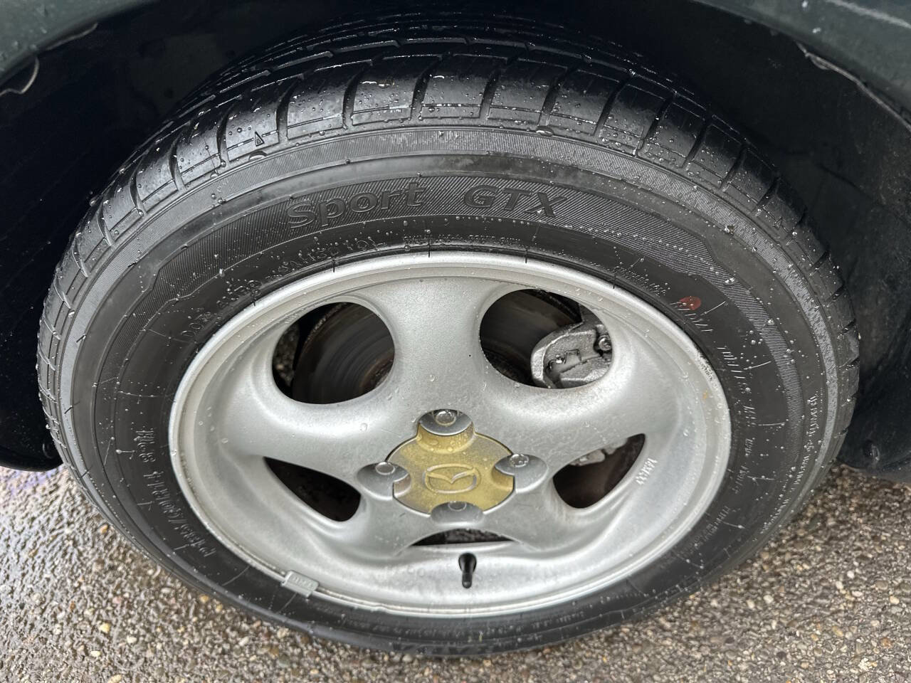 Used 2000 MAZDA MX-5 Miata RWD image 22