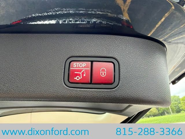 Used 2017 Mercedes-Benz GLS 450 4MATIC image 30