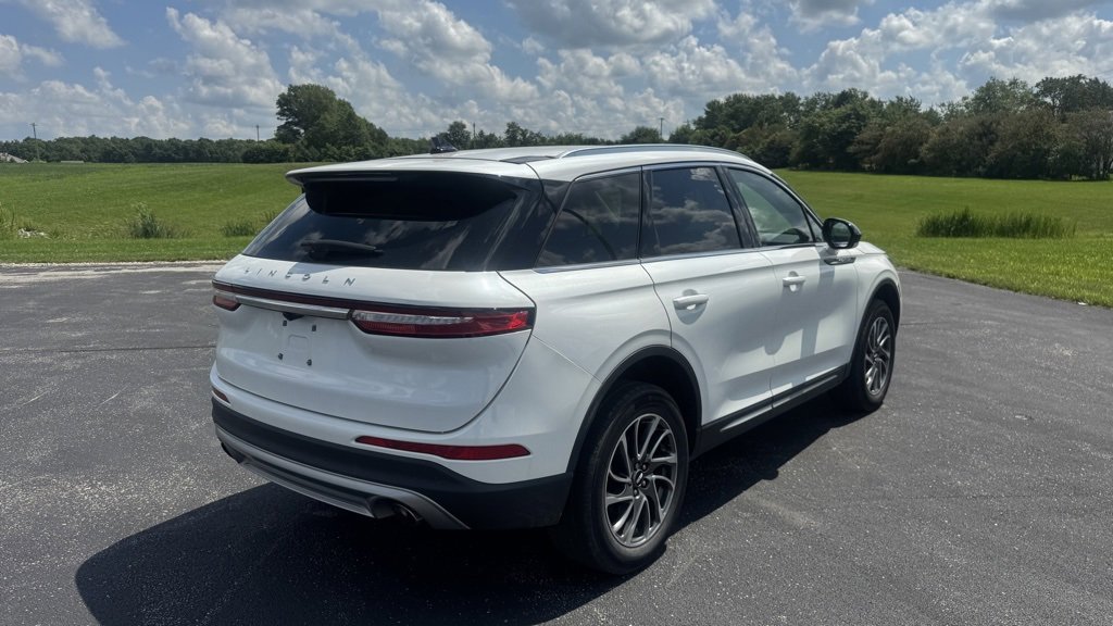 Used 2022 Lincoln Corsair FWD w/ Equipment Group 101A image 7