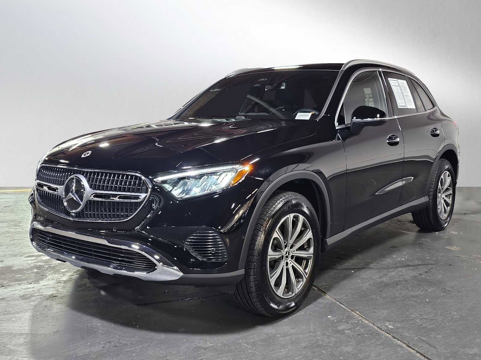 Used 2026 Mercedes-Benz GLC 300 4MATIC image 7
