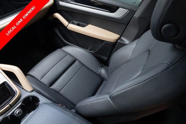 Used 2024 Porsche Cayenne image 28