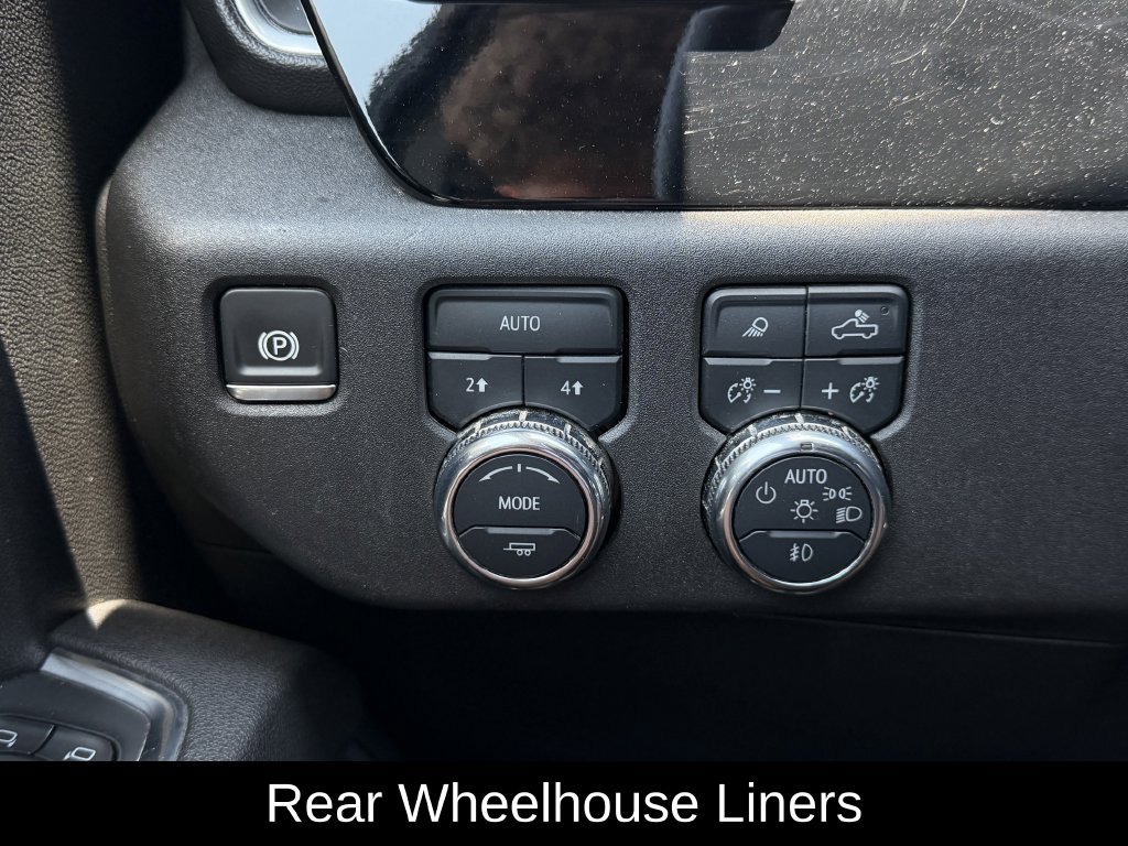 Used 2025 GMC Sierra 1500 SLT AWD/4WD image 24