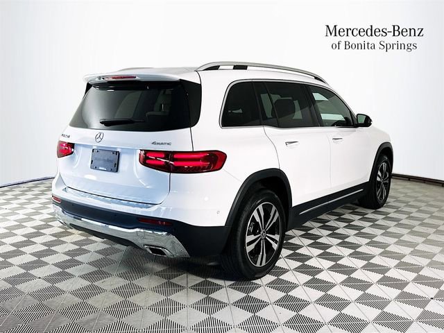 Used 2026 Mercedes-Benz GLB 250 4MATIC image 7