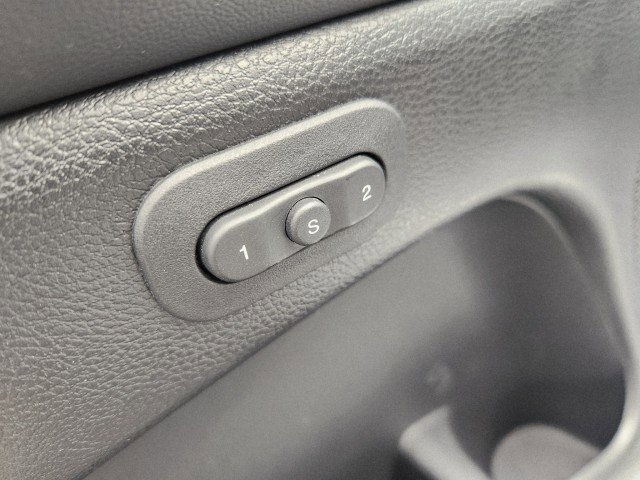 Used 2021 Jeep Grand Cherokee Limited X image 33