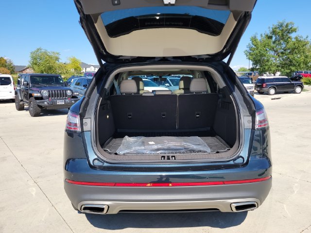 Certified 2023 Lincoln Nautilus Reserve w/ Equipment Group 201A AWD/4WD image 12