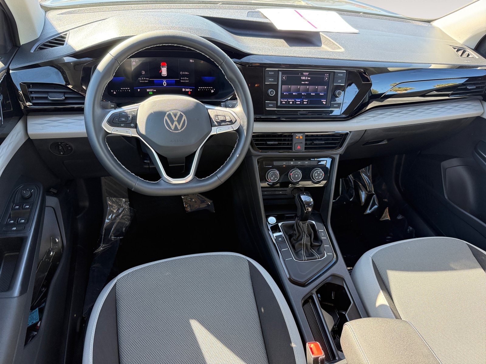 Certified 2023 Volkswagen Taos S FWD image 15